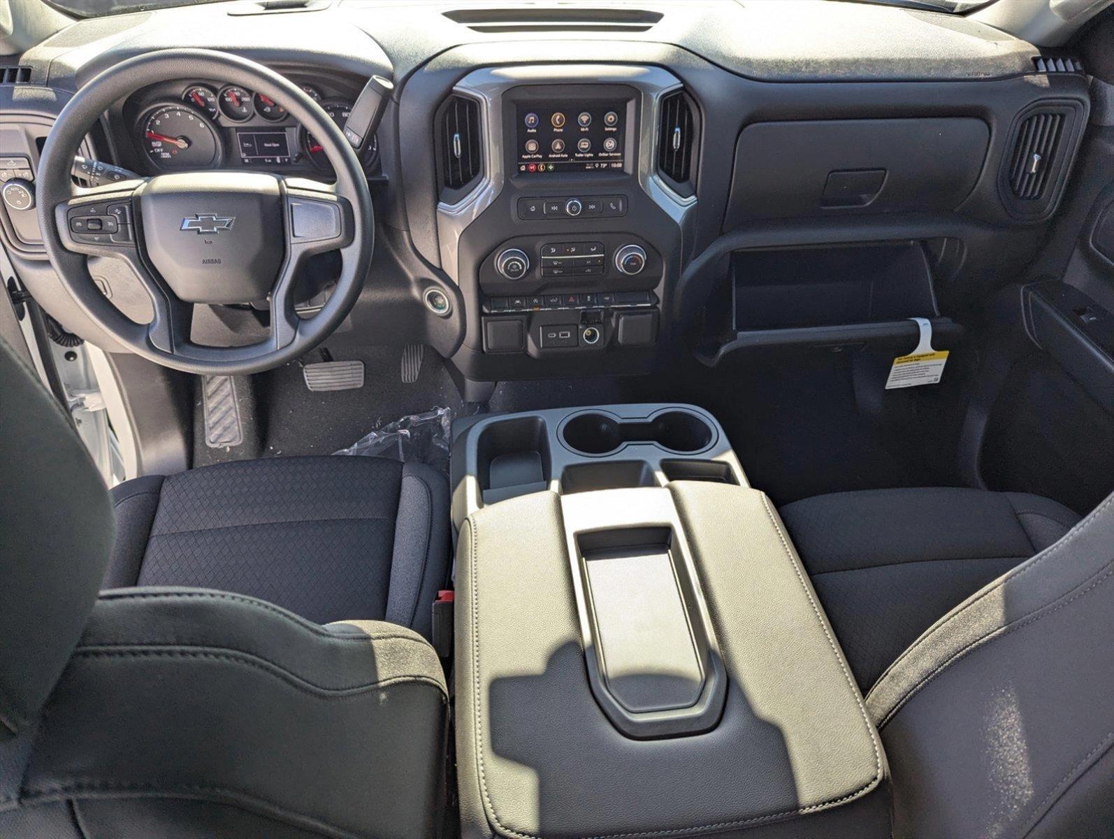 2025 Chevrolet Silverado 1500 Vehicle Photo in PEMBROKE PINES, FL 33024-6534