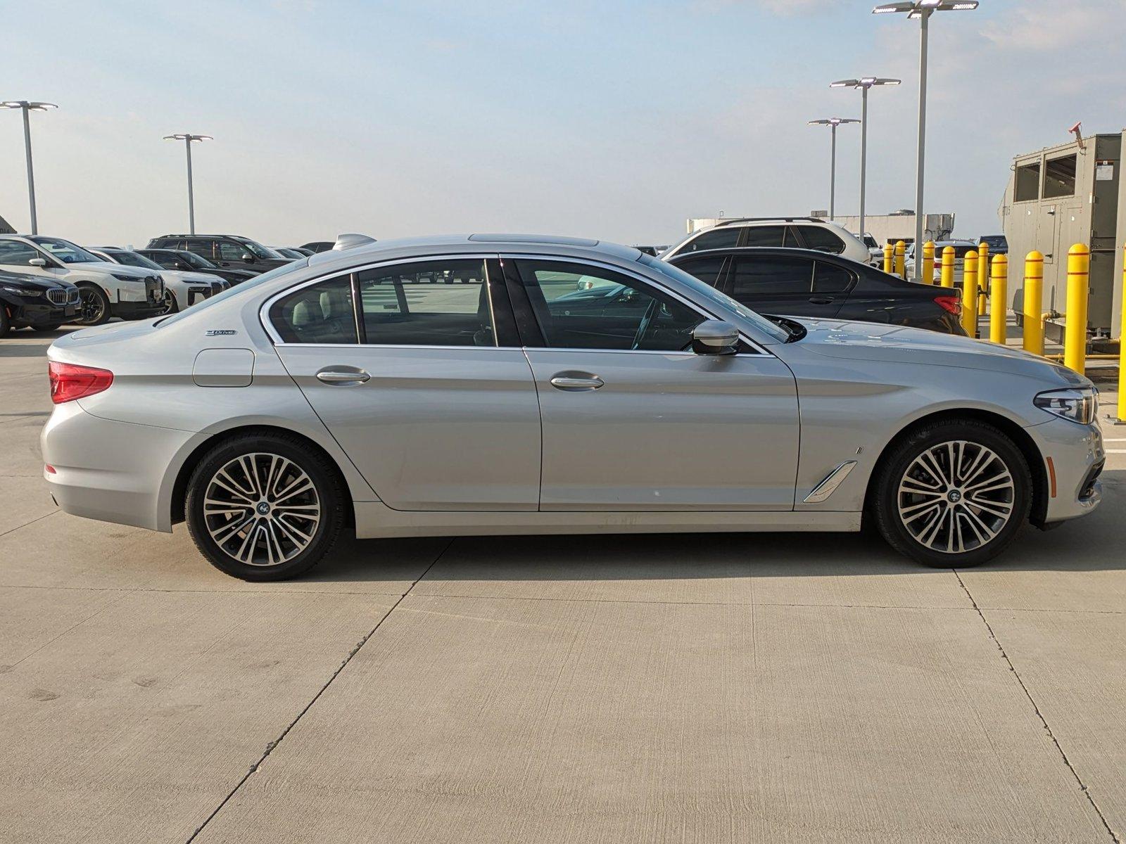 2018 BMW 530e xDrive iPerformance Vehicle Photo in Rockville, MD 20852