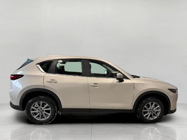 2025 Mazda CX-5 Vehicle Photo in Green Bay, WI 54304