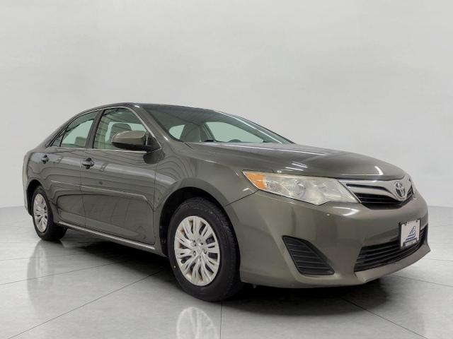 2014 Toyota Camry Vehicle Photo in NEENAH, WI 54956-2243