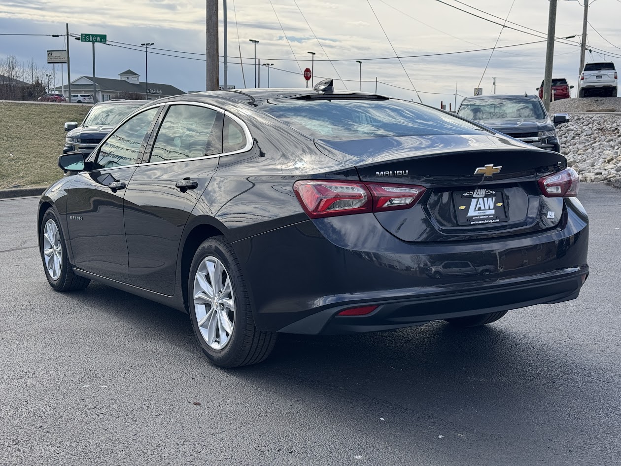 2022 Chevrolet Malibu Vehicle Photo in BOONVILLE, IN 47601-9633