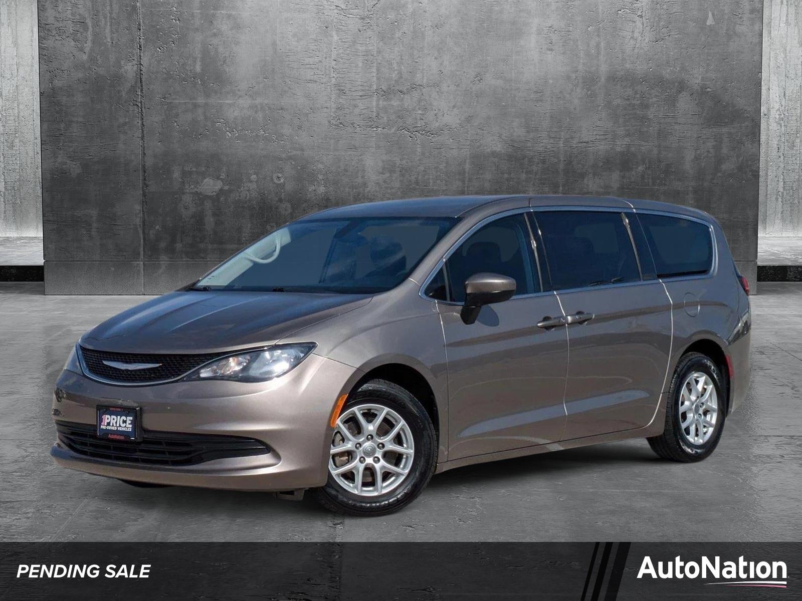 2017 Chrysler Pacifica Vehicle Photo in Corpus Christi, TX 78415