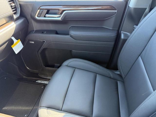 2025 Chevrolet Silverado 1500 Vehicle Photo in COLUMBIA, MO 65203-3903