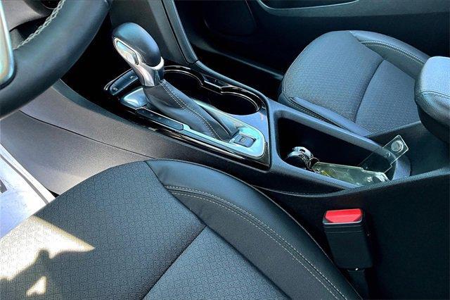 2022 Buick Encore GX Vehicle Photo in TOPEKA, KS 66609-0000