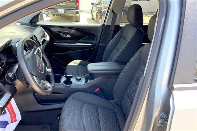 2024 GMC Terrain Vehicle Photo in TOPEKA, KS 66609-0000