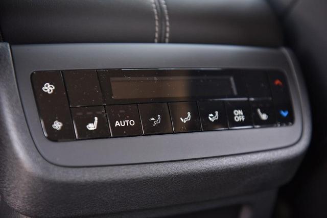 2025 Nissan Pathfinder Vehicle Photo in Ballwin, MO 63011