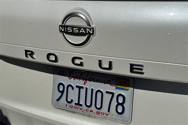 2022 Nissan Rogue Vehicle Photo in ELK GROVE, CA 95757-8703