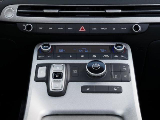 2025 Hyundai PALISADE Vehicle Photo in Green Bay, WI 54304