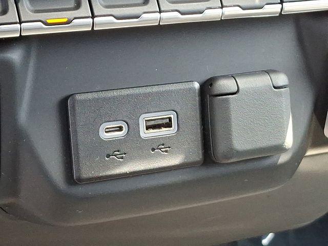 2022 Chevrolet Silverado 1500 Vehicle Photo in DANBURY, CT 06810-5034