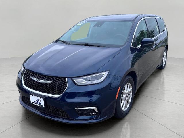 2023 Chrysler Pacifica Vehicle Photo in Oshkosh, WI 54901