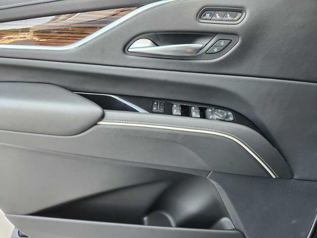 2022 Cadillac Escalade Vehicle Photo in Grapevine, TX 76051