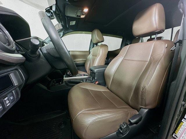 2018 Toyota Tacoma Vehicle Photo in Flemington, NJ 08822