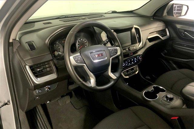 2024 GMC Terrain Vehicle Photo in KANSAS CITY, MO 64114-4545