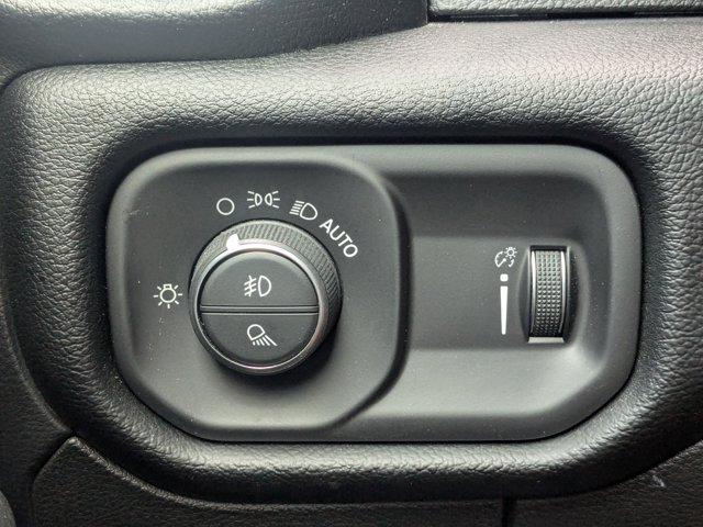 2021 Ram 1500 Vehicle Photo in BRUNSWICK, GA 31525-1881