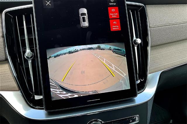 2025 Volvo XC90 Vehicle Photo in Grapevine, TX 76051
