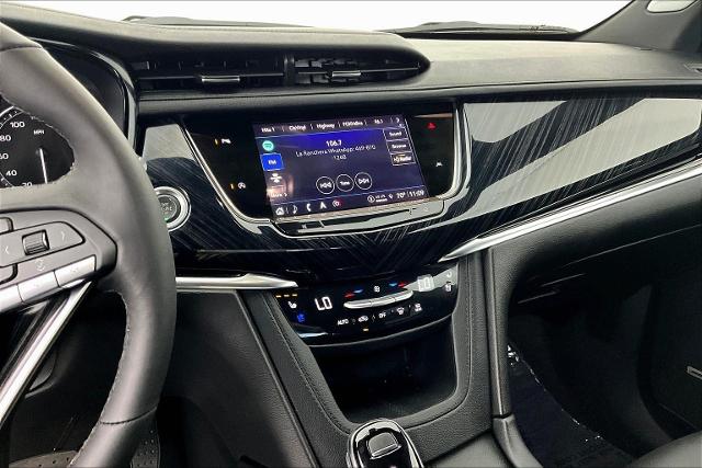 2025 Cadillac XT6 Vehicle Photo in San Antonio, TX 78230