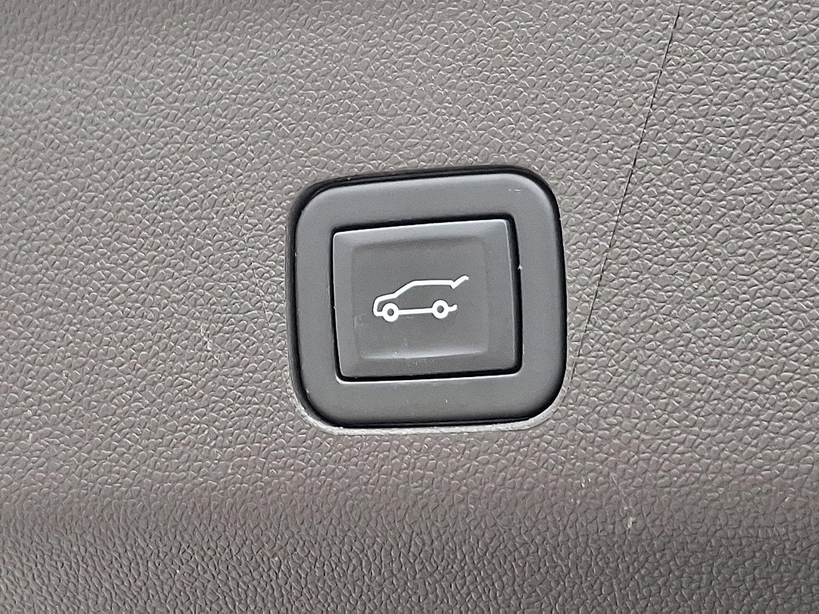 2024 GMC Yukon Vehicle Photo in Trevose, PA 19053