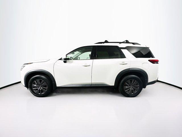2022 Nissan Pathfinder Vehicle Photo in Flemington, NJ 08822