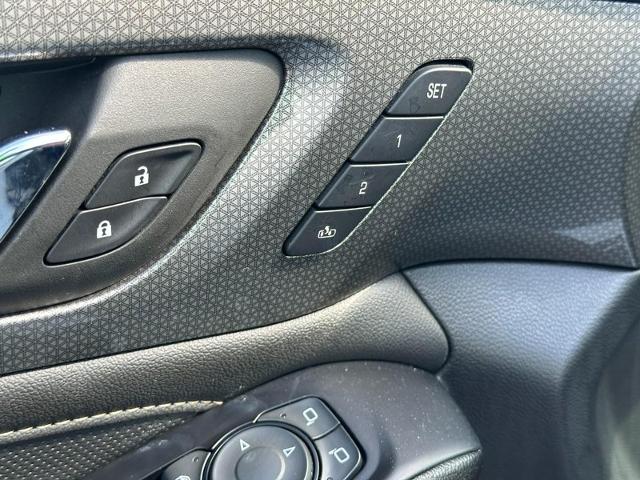2023 Chevrolet Traverse Vehicle Photo in COLUMBIA, MO 65203-3903