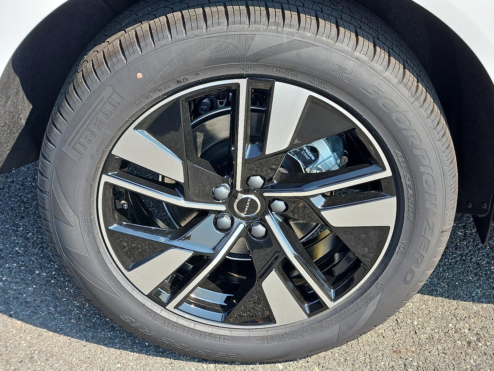 2026 Volvo XC60 Vehicle Photo in Trevose, PA 19053