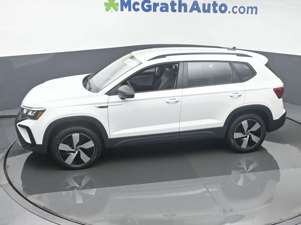 2023 Volkswagen Taos Vehicle Photo in Marion, IA 52302