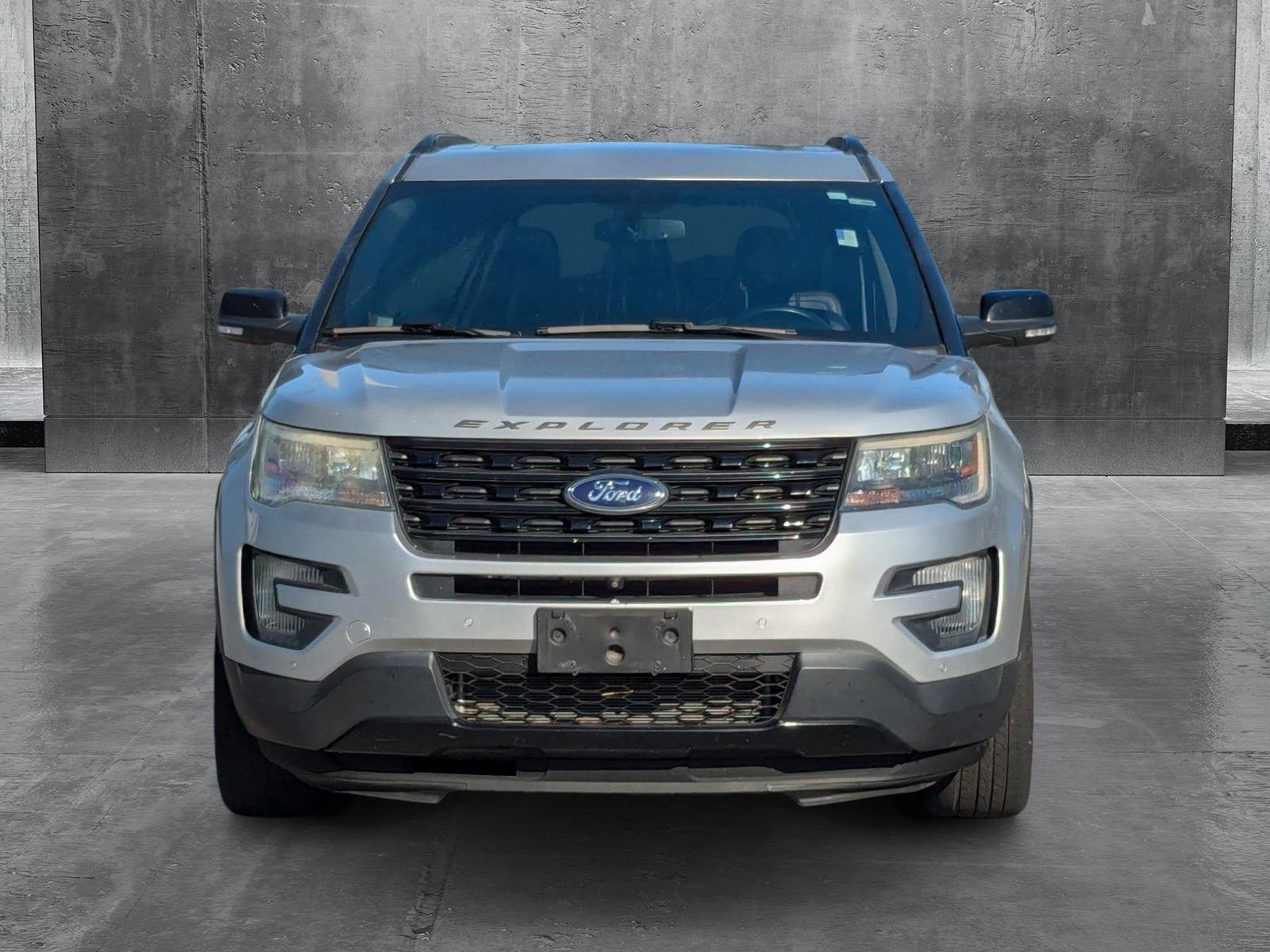 2016 Ford Explorer Vehicle Photo in St. Petersburg, FL 33713