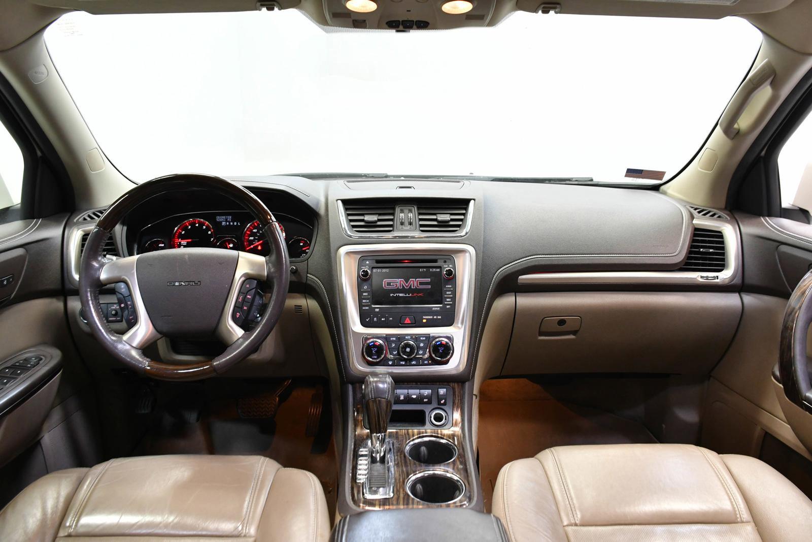 2013 GMC Acadia Vehicle Photo in DALLAS, TX 75235