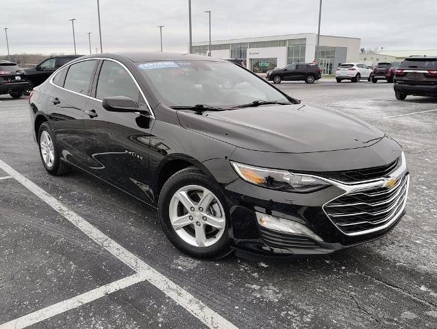 2024 Chevrolet Malibu Vehicle Photo in GREEN BAY, WI 54304-5303