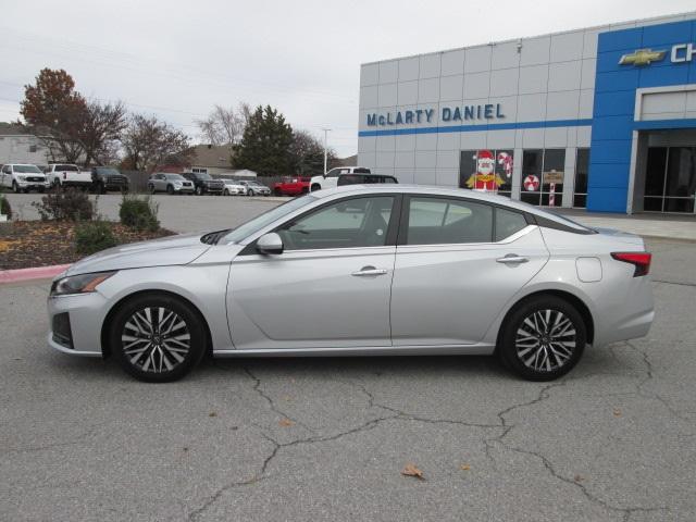 Used 2023 Nissan Altima SV with VIN 1N4BL4DV0PN332973 for sale in Springdale, AR