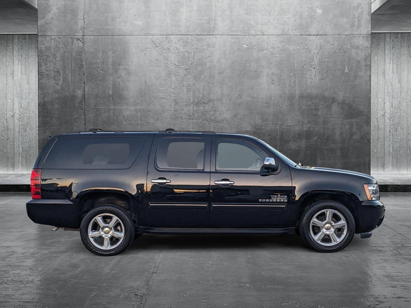 2013 Chevrolet Suburban Vehicle Photo in HOUSTON, TX 77034-5009