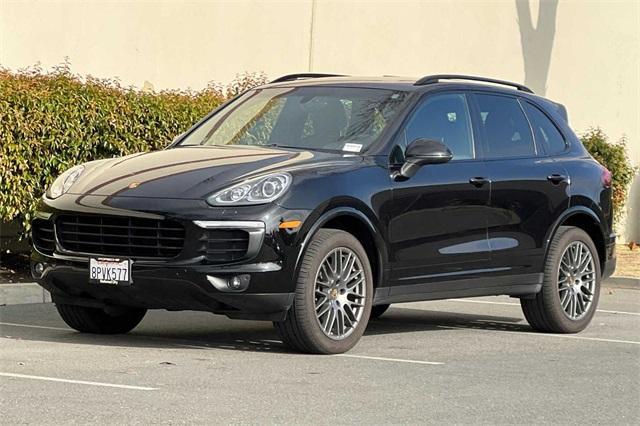 2017 Porsche Cayenne Platinum Edition photo 8