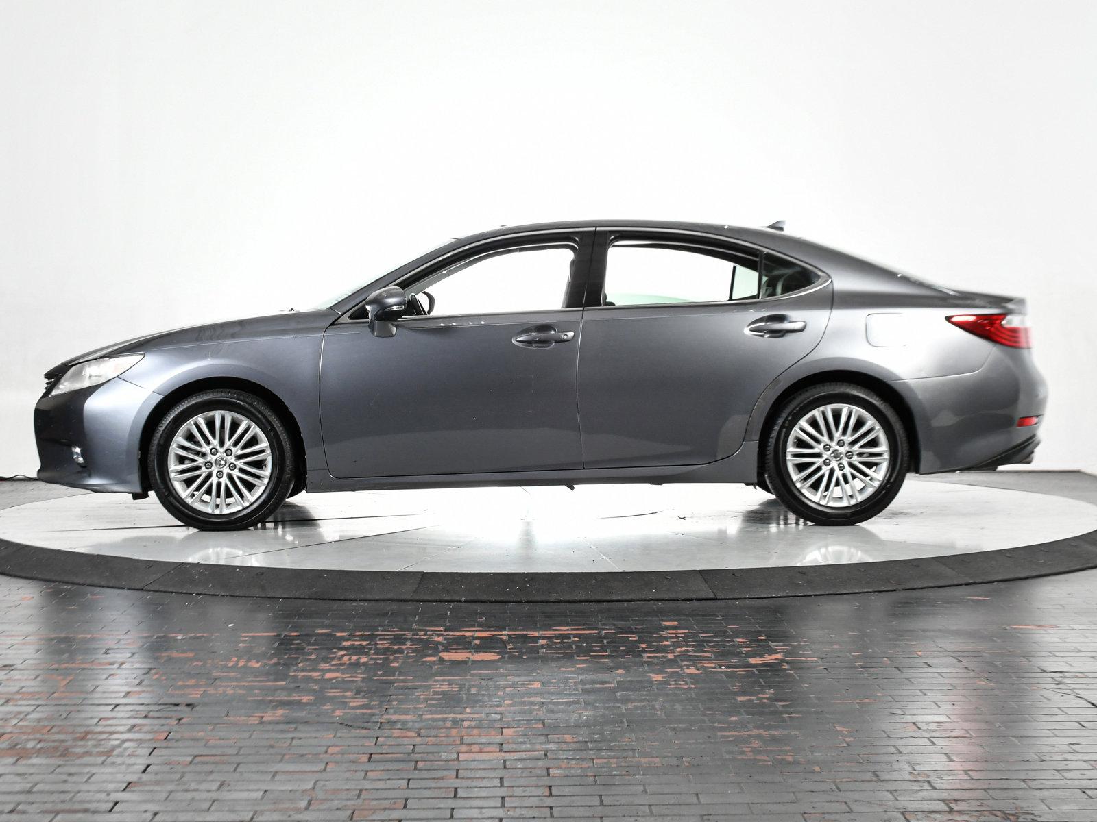 2013 Lexus ES 350 Vehicle Photo in DALLAS, TX 75235