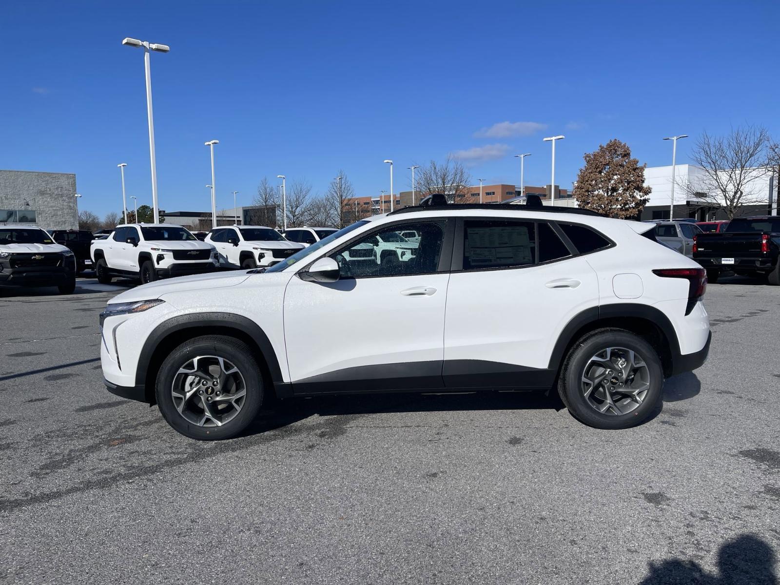 2025 Chevrolet Trax Vehicle Photo in BENTONVILLE, AR 72712-4322