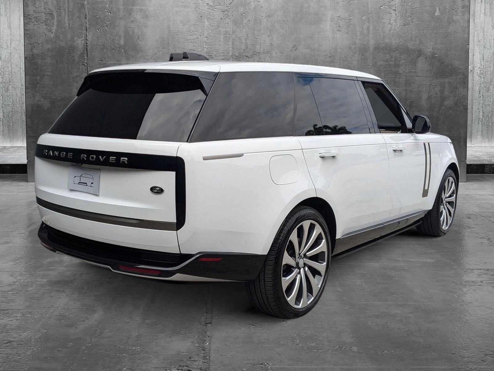 2023 Land Rover Range Rover Vehicle Photo in Pompano Beach, FL 33064