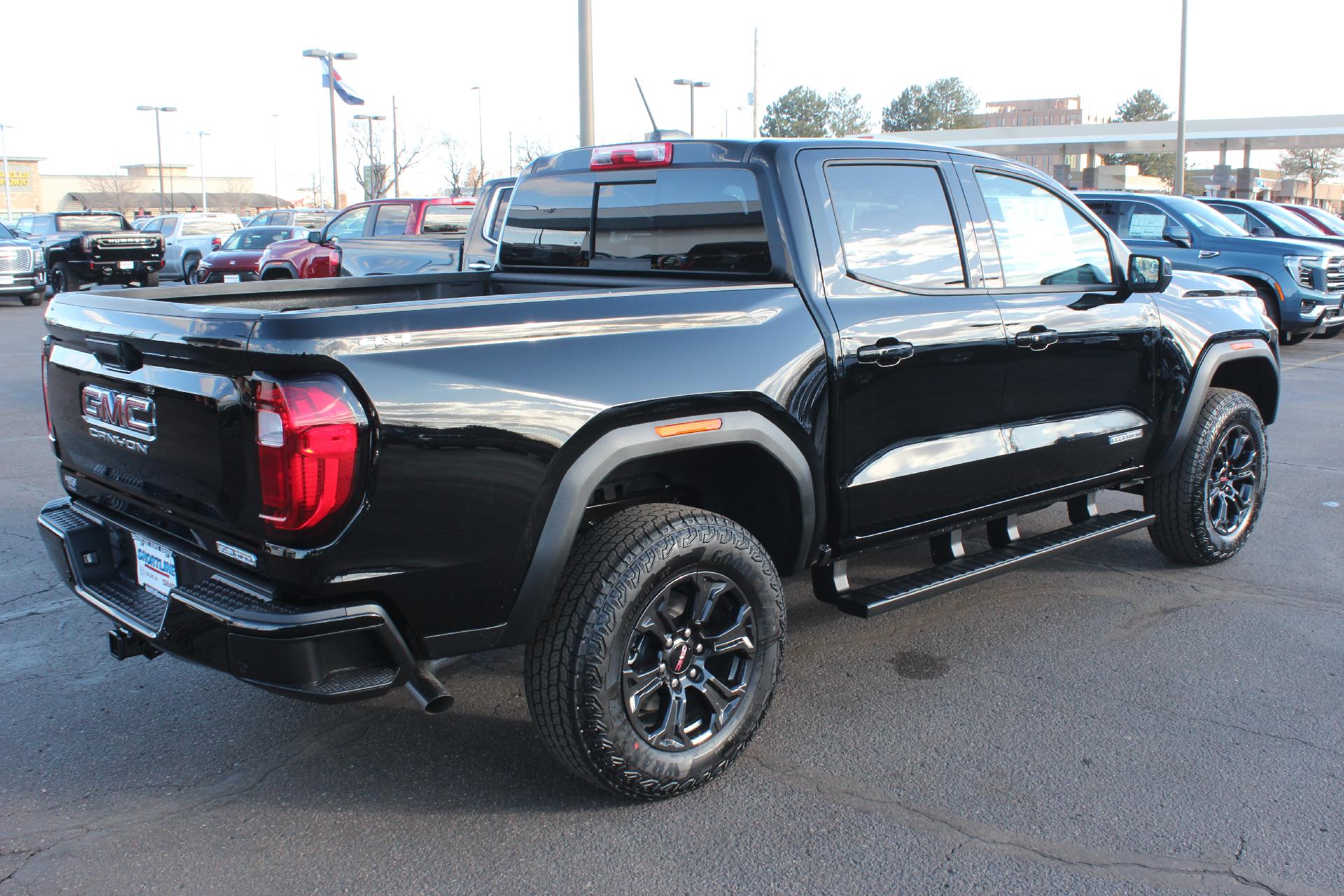 2025 GMC Canyon Vehicle Photo in AURORA, CO 80012-4011