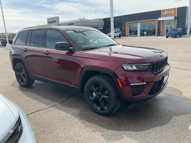 2025 Jeep Grand Cherokee Vehicle Photo in Kaukauna, WI 54130