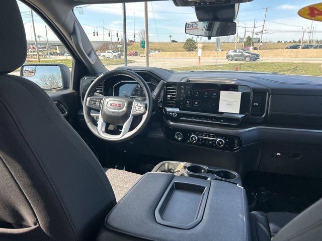 2024 GMC Sierra 1500 Vehicle Photo in MEDINA, OH 44256-9631