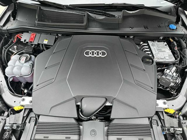2025 Audi Q7 Vehicle Photo in HOUSTON, TX 77090