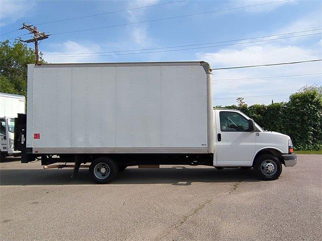 2016 Chevrolet Express Cutaway 3500 Vehicle Photo in PASADENA, CA 91107-3803