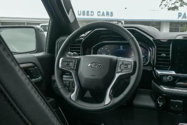 2025 Chevrolet Silverado 1500 Vehicle Photo in VENTURA, CA 93003-8585