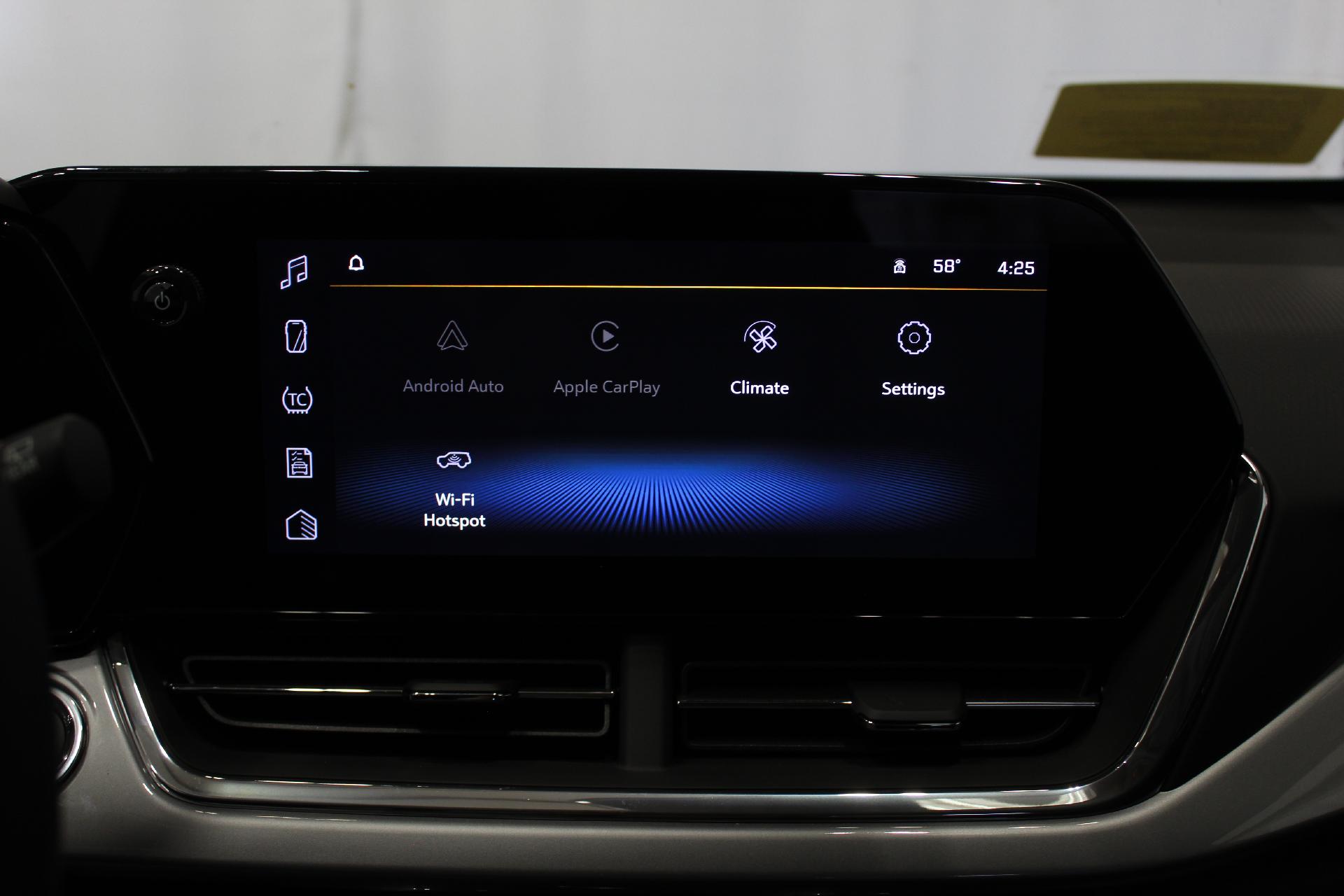2025 Chevrolet Trax Vehicle Photo in NORTHAMPTON, MA 01060-1120