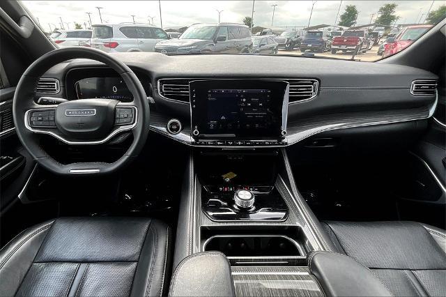 2022 Jeep Wagoneer Vehicle Photo in Grapevine, TX 76051