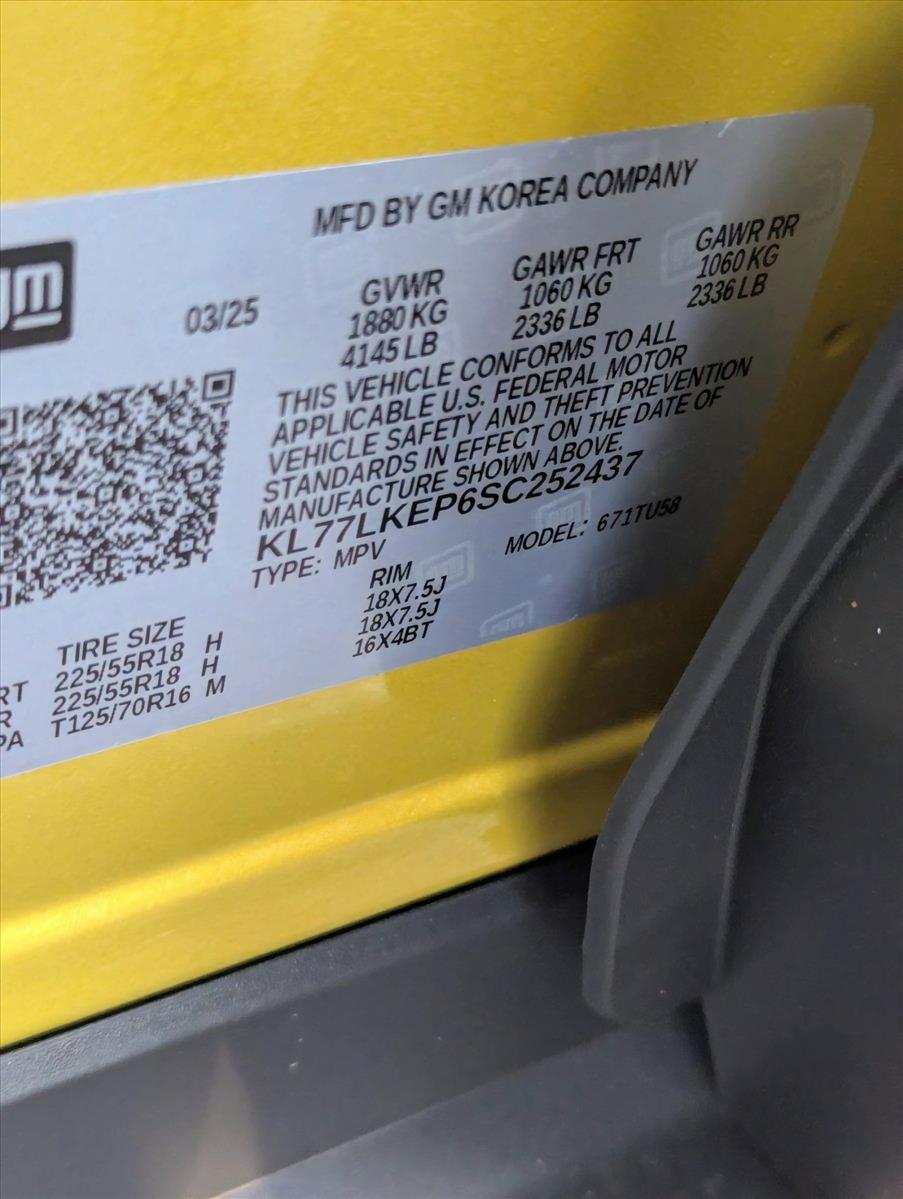 2025 Chevrolet Trax Vehicle Photo in GREENACRES, FL 33463-3207