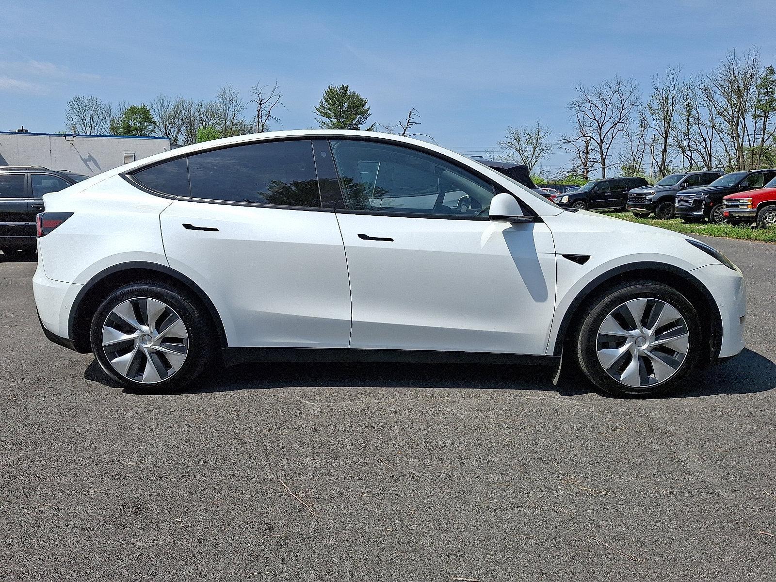 2022 Tesla Model Y Vehicle Photo in BETHLEHEM, PA 18017-9401