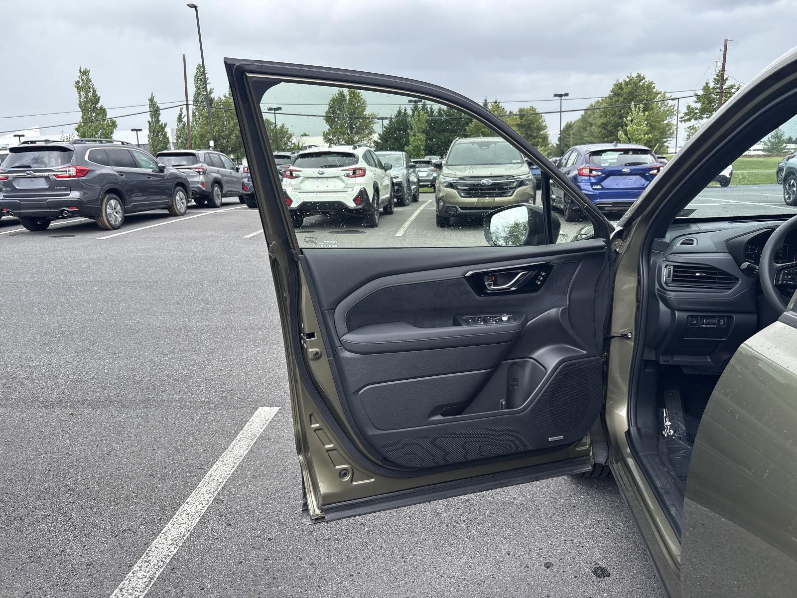2025 Subaru Forester Vehicle Photo in Mechanicsburg, PA 17050-1707