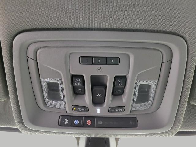 2021 Chevrolet Silverado 1500 Vehicle Photo in APPLETON, WI 54914-4656