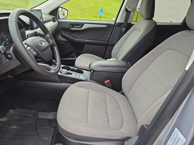 2022 Ford Escape Vehicle Photo in Pleasant Hills, PA 15236