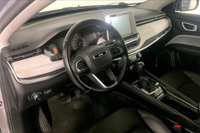 2022 Jeep Compass Vehicle Photo in Lees Summit, MO 64086