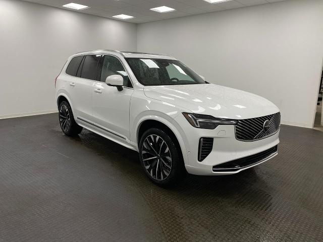 2025 Volvo XC90 Vehicle Photo in Appleton, WI 54913