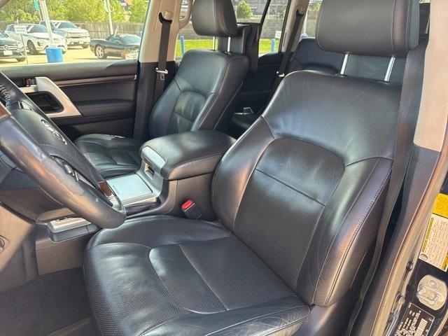 2016 Toyota Land Cruiser Vehicle Photo in ENGLEWOOD, CO 80113-6708